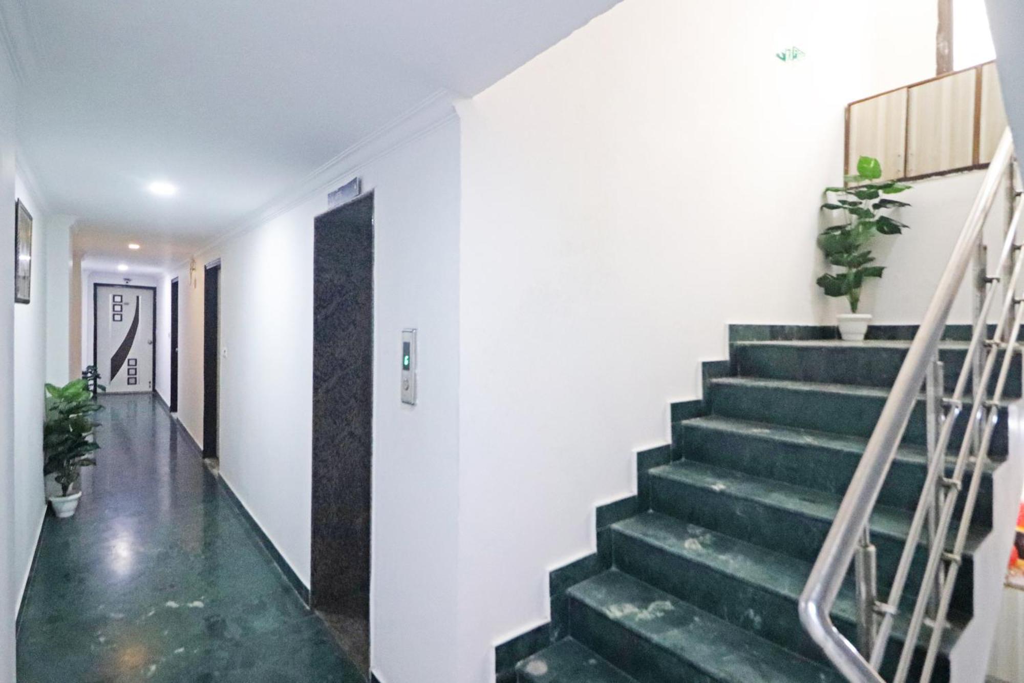 Clink Airport Stay -New Delhi Extérieur photo